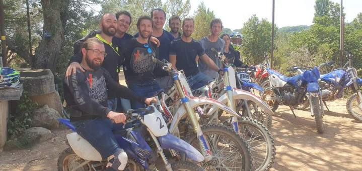 Stages de pilotage motocross pour vacances à Aix-en-Provence