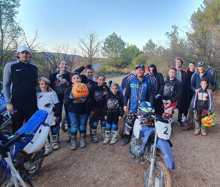 Cours de perfectionnement motocross et enduro Aix-en-Provence
